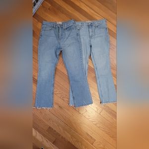 EVERLANE Kick Crop raw hem Jeans- medium wash